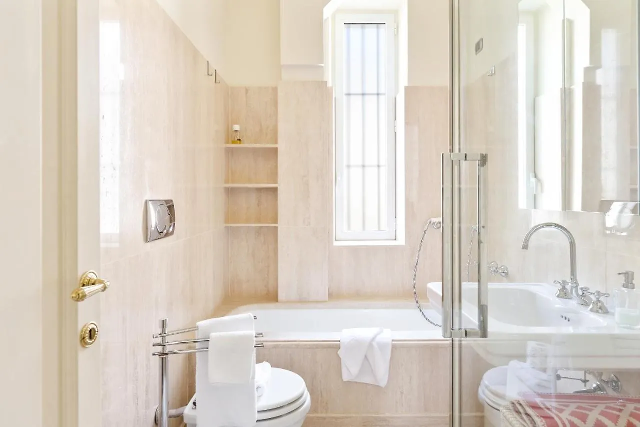 מילאנו Corso Vercelli Elegant Apartment איטליה